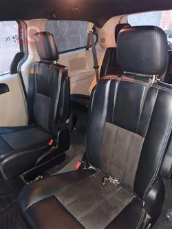 دودج جراند كارافان